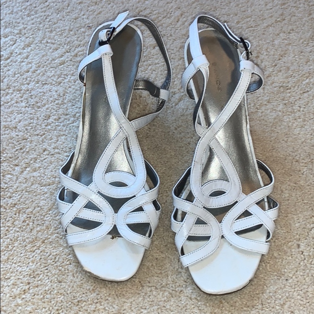White Strappy sandals with wedge